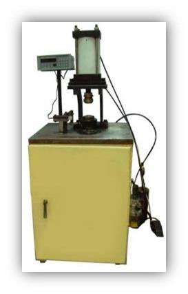 Friction torque measuring instrument